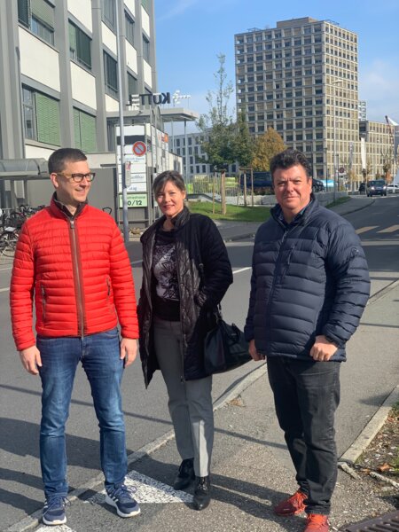 Das Team um Pirmin Theiler, Annatina Caviezel und Theo Praloran freut sich auf Ihre Kontaktaufnahme. | © Gewerbebauten TPC AG